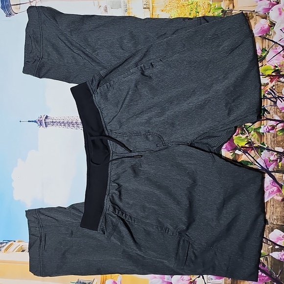 Lululemon Athletic Gray Drawstring Pants Size Large 32x34 - Picture 1 of 6